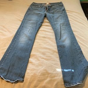 Lucky brand women’s jeans. Size 4. Flared. Used